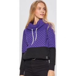 Wzorzysta bluza z kołnierzem - Fioletowy. Bluzy marki Cropp. W wyprzedaży za 49.99 zł.