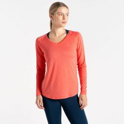 Discern damska sportowa koszulka. Czerwone t-shirty sportowe Dare 2b, bez wzorów, bez ramiączek, na fitness i siłownię. W wyprzedaży za 79.99 zł.