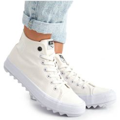 Damskie Wysokie Trampki Na Dużej Podeszwie Big Star FF274241 Białe. Białe trampki bez wzorów, z materiału, retro, bez zapięcia. Za 228.69 zł.