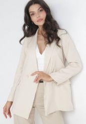 Jasnobeżowa Marynarka Dwurzędowa Mangane. Brązowe marynarki i żakiety Born2be, l, bez wzorów, eleganckie, bez ramiączek. W wyprzedaży za 118.99 zł.