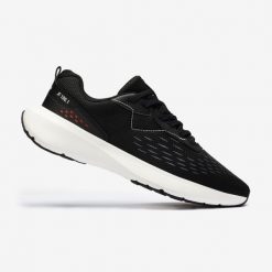Buty do biegania damskie Kiprun Jogflow 100.1. Czarne buty do biegania KALENJI, bez wzorów, z kauczuku, bez zapięcia, do biegania. Za 99.99 zł.
