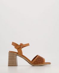 BRĄZOWE SANDAŁY 003022 T22285 TA. Brązowe sandały Venezia, bez wzorów, ze skóry, bez obcasa, bez zapięcia. Za 219.00 zł.