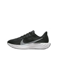 Buty do biegania Nike Pegasus Plus Czarny/Czysta Platyna/Antracyt. Czarne buty do biegania Nike, bez wzorów, z syntetyku, bez zapięcia, do biegania. Za 603.95 zł.
