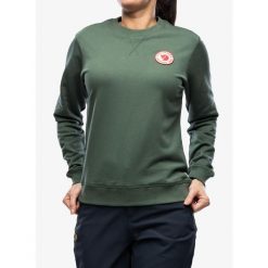 Bluza bawełniana damska Fjallraven 1960 Logo Badge Sweater W. Zielone bluzy Fjällräven, s, bez wzorów, z bawełny, casualowe, bez ramiączek, bez kaptura. Za 510.65 zł.