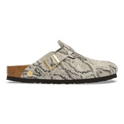 BIRKENSTOCK Boston Print LEVE Snake Oyster Klapki damskie. Brązowe klapki Birkenstock, bez wzorów, z denimu, eleganckie, bez obcasa, bez zapięcia. Za 629.99 zł.