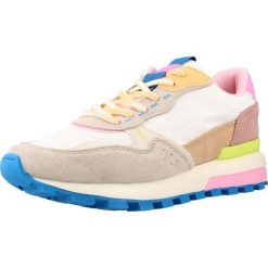 Buty VICTORIA 1156110V Biały. Brązowe buty trekkingowe VICTORIA, z materiału, bez zapięcia. Za 233.99 zł.