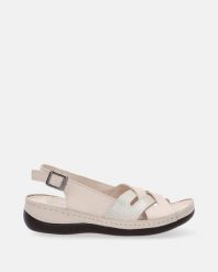 BEŻOWE SANDAŁY VE-050 BEIGE. Brązowe sandały Venezia, bez wzorów, ze skóry, bez obcasa, na koturnie, bez zapięcia. Za 259.00 zł.