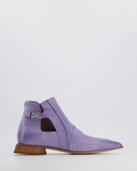 SKÓRZANE BOTKI B06205 LILLA. Botki Venezia, bez wzorów, ze skóry, bez obcasa, bez zapięcia. Za 779.00 zł.