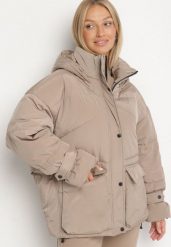 Beżowa Pikowana Kurtka Oversize z Kapturem i Paskami przy Rękawach Unitessa. Brązowe kurtki Born2be, bez wzorów, z jeansu, z kapturem. Za 279.99 zł.