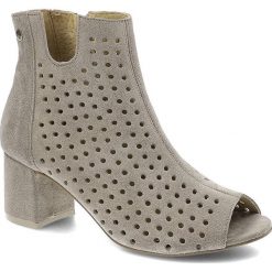 Beżowe Botki Maciejka Wygodne Skórzane Buty Damskie. Brązowe botki Maciejka, bez wzorów, bez obcasa, bez zapięcia. Za 359.00 zł.
