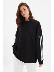 Trendyol Bluza w kolorze czarnym rozmiar: M. Czarne bluzy Trendyol, m, bez wzorów, bez ramiączek, bez kaptura. Za 71.95 zł.