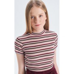 Bluzka w paski z półgolfem - Różowy. Bluzki Cropp. W wyprzedaży za 14.99 zł.