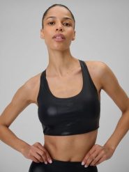 4F Biustonosz do jogi z niskim wsparciem damski - czarny XS. Czarne biustonosze sportowe 4f, bez wzorów, z gumy, na jogę i pilates. Za 129.99 zł.