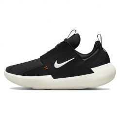 Buty do biegania damskie Nike E-series Ad. Czarne buty do biegania Nike, bez wzorów, z gumy, bez zapięcia, do biegania. Za 376.00 zł.