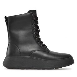 Botki FitFlop. Czarne botki FitFlop, bez wzorów, bez obcasa, na płaskiej podeszwie, bez zapięcia. Za 519.99 zł.