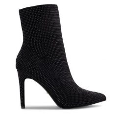 Botki DeeZee. Czarne botki DeeZee, bez wzorów, bez obcasa, na szpilce, bez zapięcia. Za 139.99 zł.