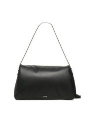 Calvin Klein Torebka Puffed Shoulder Bag K60K611020 Czarny. Czarne torebki klasyczne Calvin Klein, bez wzorów, ze skóry, bez dodatków. Za 849.99 zł.