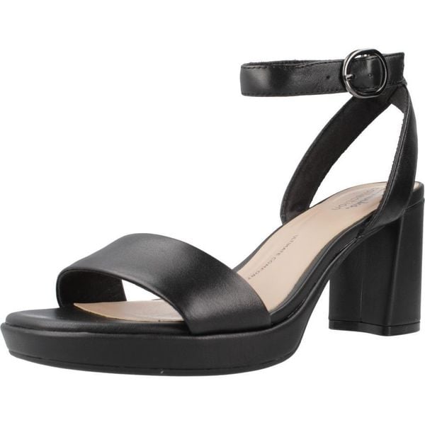 Sandały CLARKS AMBYRLYN BAY Czarny. Czarne sandały Clarks, bez wzorów, ze skóry, bez obcasa, bez zapięcia. Za 297.99 zł.