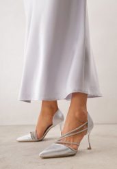 Srebrne Eleganckie Szpilki VICES Zdobione Paskami z Cyrkoniami Thalasura. Szare szpilki Born2be, z aplikacjami, eleganckie, bez obcasa, na szpilce, bez zapięcia. Za 119.99 zł.