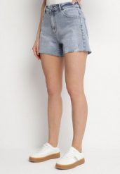Niebieskie Szorty Jeansowe z Wysokim Stanem Zdobione Cyrkoniami Uladora. Niebieskie szorty Born2be, z aplikacjami, z jeansu, eleganckie. Za 139.99 zł.
