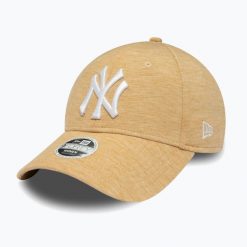 Czapka z daszkiem damska New Era Jersey 9Forty New York Yankees. Brązowe czapki z daszkiem New Era, bez wzorów, z jersey, sportowe. Za 109.99 zł.