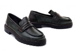 RIEKER 52050-55 green, półbuty damskie. Zielone półbuty wsuwane Rieker, bez wzorów, bez obcasa, na obcasie. Za 215.94 zł.