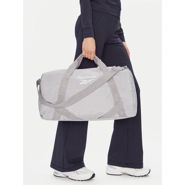 Torba sportowa Reebok. Szare torby sportowe Reebok, bez wzorów. Za 129.99 zł.
