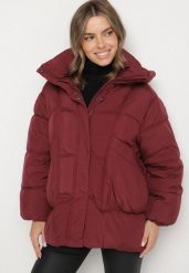 Bordowa Pikowana Kurtka o Kroju Oversize z Kapturem Galandia. Czerwone kurtki Born2be, l, bez wzorów, z jeansu, eleganckie, z kapturem. Za 199.99 zł.