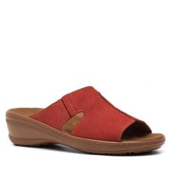 Klapki Go Soft. Czerwone klapki GO SOFT, bez wzorów, bez obcasa, bez zapięcia. Za 199.99 zł.