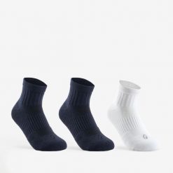 Skarpety sportowe tenis RS500 mid 3 pary. Białe skarpetki Decathlon, bez wzorów, z bawełny. Za 29.99 zł.