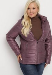 Fioletowa Pikowana Kurtka z Opinanym Kapturem i Wstawkami z Gumek Terilinde. Fioletowe kurtki Born2be, xl, bez wzorów, eleganckie. W wyprzedaży za 111.99 zł.