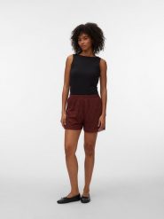 Vero Moda Szorty w kolorze brązowym rozmiar: L. Brązowe szorty Vero Moda, bez wzorów. Za 73.95 zł.