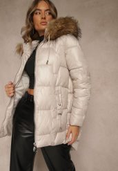 Beżowa Kurtka z Pikowanymi Przeszyciami i Kapturem z Odpinanym Futrem Galenea. Brązowe kurtki Renee, l, bez wzorów, z dzianiny, eleganckie. Za 199.99 zł.