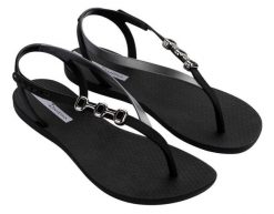 Sandały damskie Ipanema Sandal Rio. Czarne sandały Ipanema, bez wzorów, z materiału, klasyczne, bez obcasa, bez zapięcia. Za 109.80 zł.