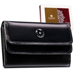 Czarny, skórzany portfel damski na zatrzask - Peterson. Czarne portfele Peterson, bez wzorów, ze skóry. Za 97.99 zł.