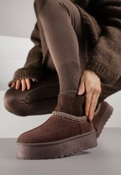 Brązowe Śniegowce VICES na Grubej Podeszwie z Haftem i Skarpetkową Cholewką Enantia. Brązowe śniegowce Born2be, bez wzorów, z jeansu, bez zapięcia. Za 79.99 zł.