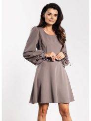 Awama Sukienka w kolorze szarobrązowym rozmiar: S. Brązowe sukienki Awama, s, bez wzorów, bez kołnierzyka, bez ramiączek, mini. Za 132.05 zł.