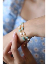 Pierres delicates Bransoletka w kolorze białym z perłami i akwamarynami rozmiar: onesize. Białe bransoletki Pierres delicates, z akwamarynem, z mosiądzu. Za 48.95 zł.