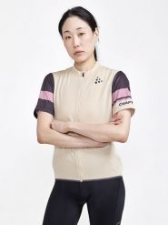 Craft Koszulka kolarska "Core Endur" w kolorze beżowym rozmiar: S. Brązowe t-shirty sportowe Craft, s, bez wzorów, z materiału, bez ramiączek, rowerowe. Za 136.45 zł.