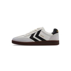 Sneakersy Hummel VM78 CPH LS. Białe buty sportowe lifestyle Hummel, bez wzorów, sportowe, bez zapięcia. Za 425.50 zł.