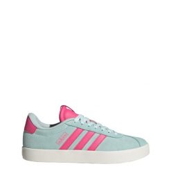 Buty VL Court 3.0. Czerwone buty treningowe adidas, bez wzorów, ze skóry, bez zapięcia. W wyprzedaży za 239.20 zł.