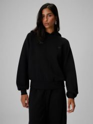 4F Bluza dresowa regular z kapturem damska - czarna L. Czarne bluzy z kapturem 4f, l, bez wzorów, z dresówki, z kapturem, trekkingowe. Za 169.99 zł.