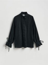 Lniana koszula z wiązaniami - czarny. Czarne koszule Reserved, l, bez wzorów, z tkaniny, bez kołnierzyka, bez ramiączek. Za 199.99 zł.