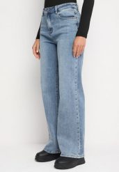 Jasnoniebieskie Jeansy z Bawełną o Szerokim Kroju z Wysokim Stanem Floreria. Niebieskie jeansy Born2be, l, z aplikacjami, z bawełny, eleganckie, z podwyższonym stanem, długie. W wyprzedaży za 118.99 zł.