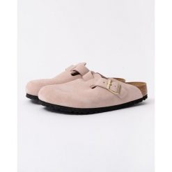 Klapki damskie Birkenstock Boston Vl. Czerwone klapki Birkenstock, bez wzorów, z materiału, młodzieżowe, bez obcasa, bez zapięcia. Za 608.15 zł.