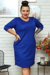Sukienka wizytowa dzianinowa ołówkowa MARLENA kobalt. Sukienki KARKO, do pracy, plus size, bez wzorów, z dzianiny, biznesowe, bez kołnierzyka, plus size, bez ramiączek, maxi, dopasowane. Za 259.50 zł.