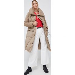 Dkny kurtka damska kolor beżowy zimowa. Brązowe kurtki DKNY, na zimę, l, bez wzorów, z syntetyku, bez kaptura. Za 1,399.90 zł.