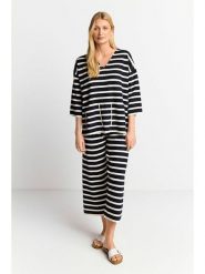 Rich & Royal Bluza w kolorze czarnym rozmiar: L. Czarne bluzy Rich & Royal, l, bez wzorów, bez ramiączek, bez kaptura. Za 152.26 zł.