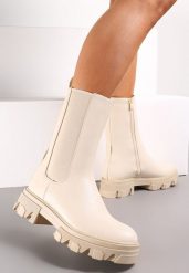 Beżowe Botki Sztyblety w Stylu Chunky z Łańcuchem Retrona. Brązowe botki Renee, bez wzorów, z materiału, z okrągłym noskiem, bez obcasa, na platformie, bez zapięcia. W wyprzedaży za 62.99 zł.