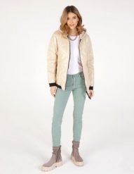 Kurtka typu bomber. Brązowe kurtki Unisono, s, bez wzorów, z materiału, bez kaptura. Za 219.00 zł.